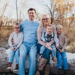 Meet your Posher, Mallory